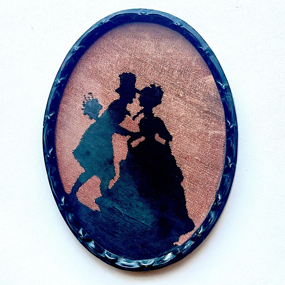 Antique Needlepoint Silhouette Oval Framed Victorian Regency Embroidery Couple